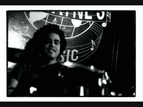 Tinchy Stryder Ft. Taio Cruz  Vs PHATSAMMY 'Take Me Back'