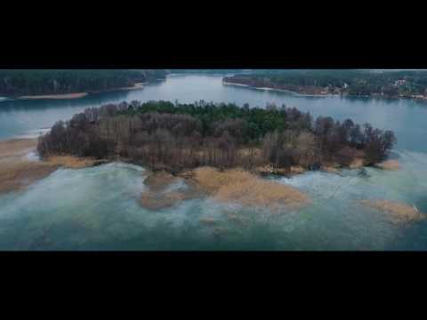 Pluski i jezioro Pluszne zimą | Cztery Koty