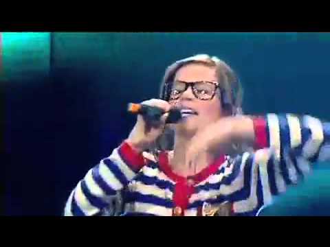 download lagu mp3 mp4 Pelle B, download lagu Pelle B gratis, unduh video klip Pelle B