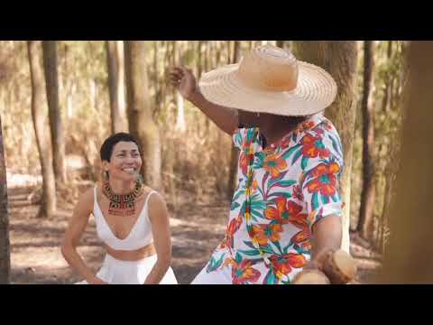 CURIÓ DO BICO DOCE ( Gonzaga Blantez ) A cadêmicos do Grande Rio