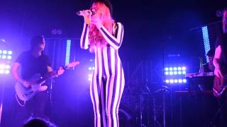 Jannika B - Itseni Herra (live 12.4.-14)