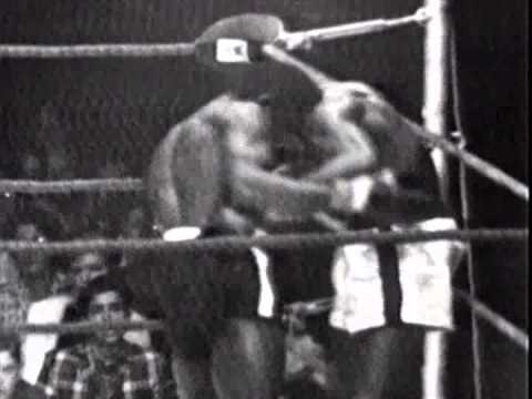 Emile Griffith KO13 Benny Paret I