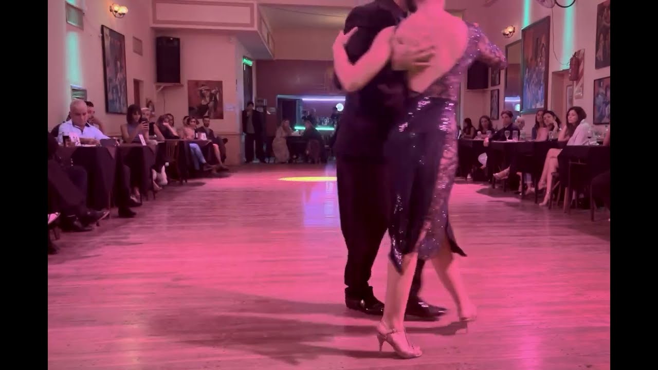 Adrián Ferreyra & Dulce Lauría, El Puntazo - Juan D'Arienzo