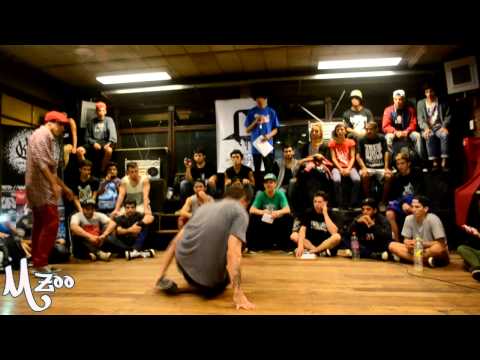 KILLA IN THE CYPHER - FOOTWORK  BATTLE  1 vs 1 - SPACE vs MELLY ZOO