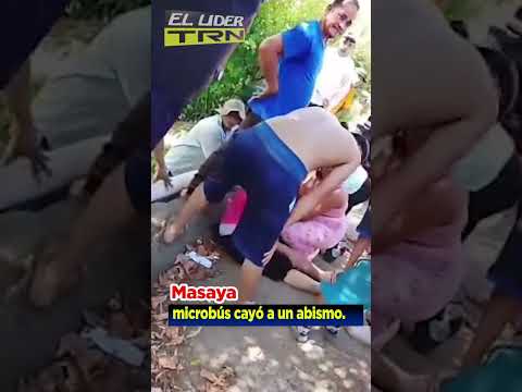Masaya - Microbús perdió el control en el sector conocido como el Palo de Leche