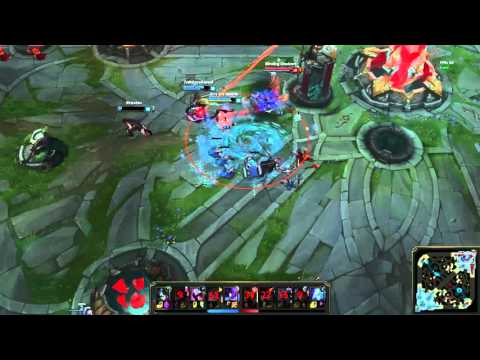 Anivia plays Base Defense 1v4