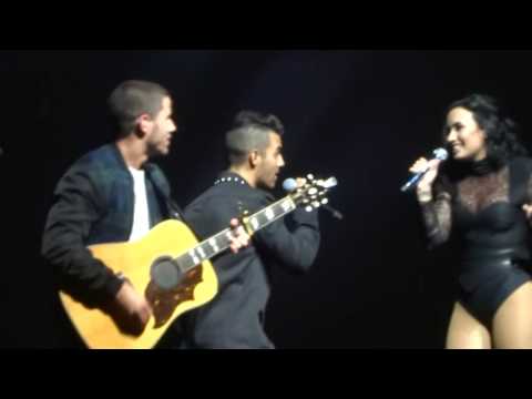 Demi Lovato, Joe Jonas, Nick Jonas - Gotta Find You/This Is Me - July 26, 2016