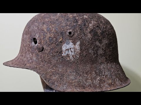 Preserving a rusty M42 German helmet #fyp #history #germany #collection #ww2 