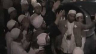 Download lagu Habib Munzir (Qasidah :Maulaa Ya sholli Wa Salim) mp3