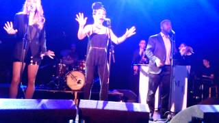 Scott Bradlee & Postmodern Jukebox Such Great Heights By The Postal Service Manchester live 2015