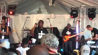 The Foreign Exchange @ One MusicFest 2011(House of Cards)