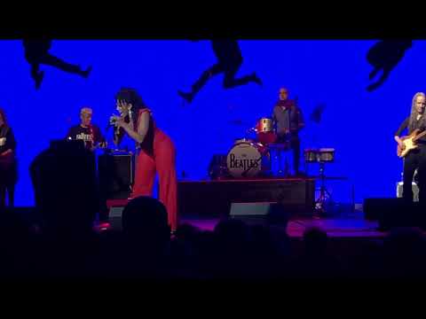 Persona Bell Entertainment video.