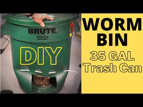 DIY Trash Can Worm Bin Simple but Effective!!