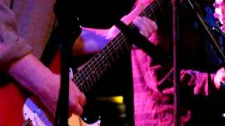 the breeders - &quot;walk it off&quot;