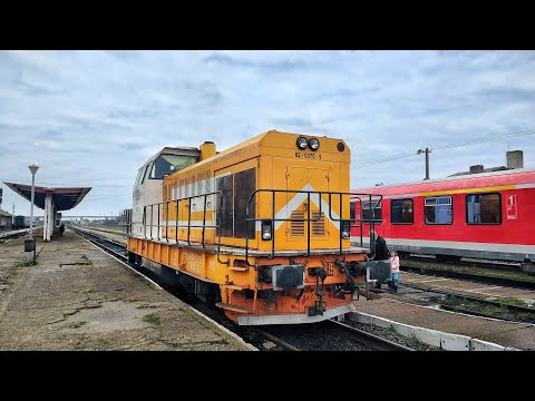 Portocala 370 sosind in statia Cfr Satu Mare cu trenul R 6822