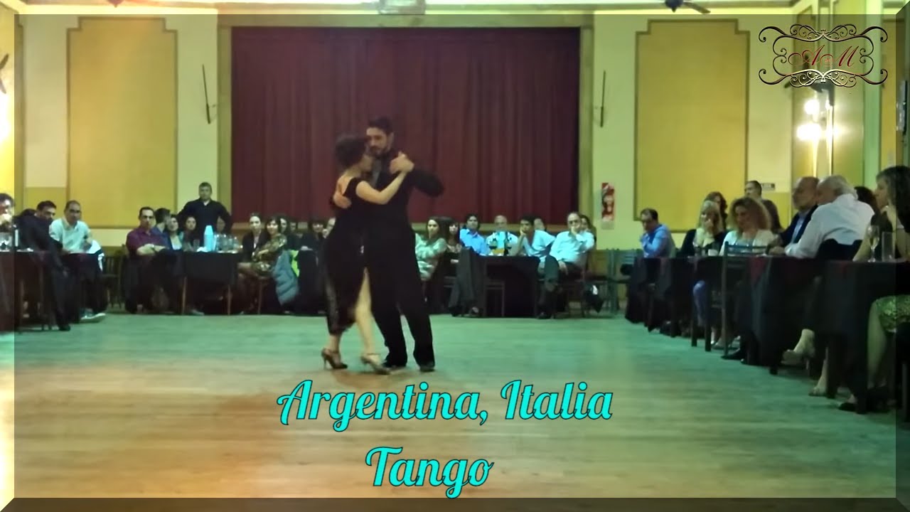 Argentine tango performance, GIOVANNA DI VINCENZO, MARTIN ALMIRON, Buenos Aires