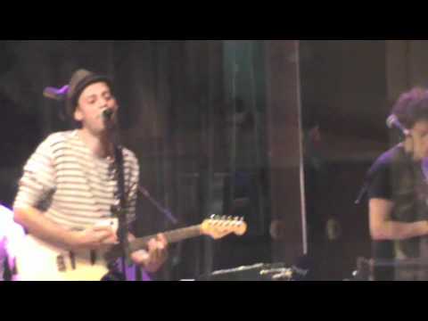 Lars and The Hands of Light in France