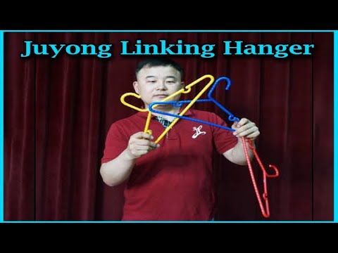 Voir la vidéo Linking Coat Hangers - Cintres Anneaux chinois