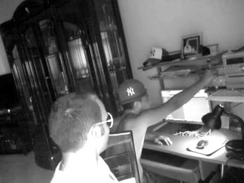 Ansage von Joe Intenso für "Dunkles Stereo"