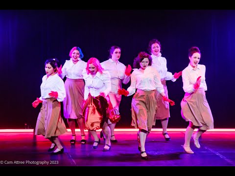 Hysteria Harlots - The Bombshell Burlesque Academy