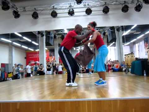 Rumba Yambu. Luis Antonio 'Aspirina' Chacon y Ismaray 'Aspirina' Chacon