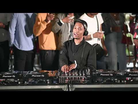 Argento Dust at U’R