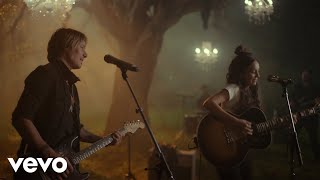 Amy Shark, Keith Urban - Love Songs Ain't For Us