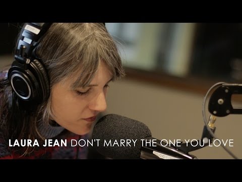 Laura Jean - 'Don't Marry the One You Love' (Live on 3RRR Breakfasters)