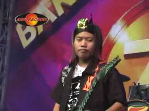 Sumpah Benang Mas - Sarah Brillyan | Dangdut (Official Music Video)