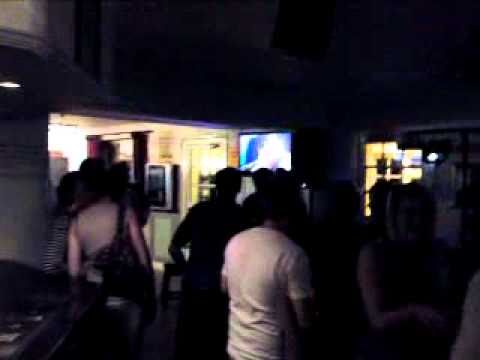 Tonn Piper MC @ Alex's b'day Abingdon 11sep10.MP4