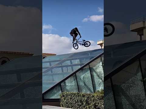 Filippos Kosmidis 🔥 the guy is to good #bmx #bmxriding #bmxstreet