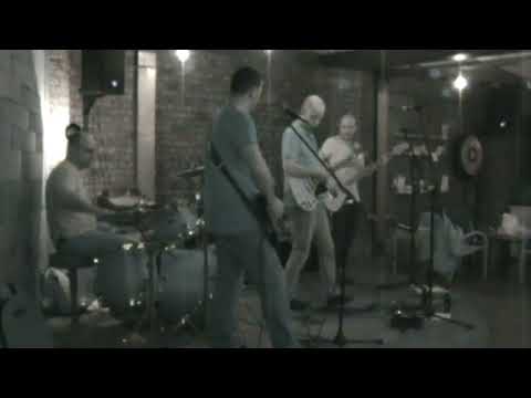 Band Horse - song Fidel Castro