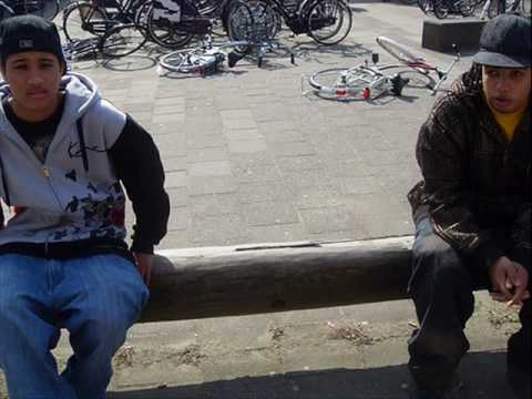 Ywc ft U.r  - Overname