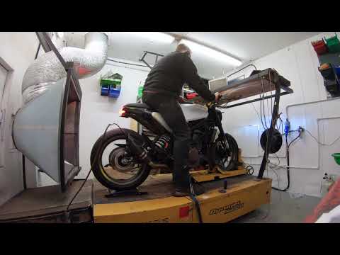 Husqvarna 401 DYNO RUN! Remus exhaust, Coober ECU, Open Air lid and Decat pipe! RAW ENGINE SOUND!