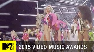 360 VR: Miley Cyrus Performs DOOO IT | MTV VMA 2015