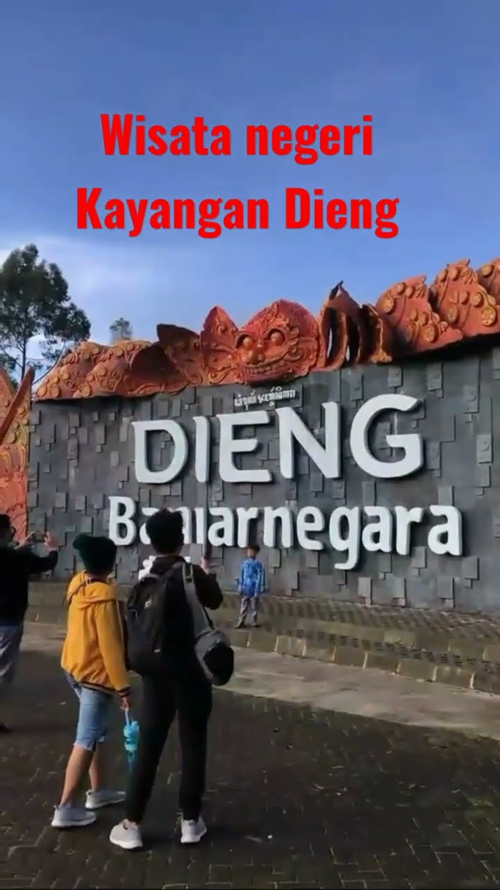 Dieng Banjarnegara, tempat yang wajib dikunjungi! Keindahannya bikin hati tenang. 🌄✨