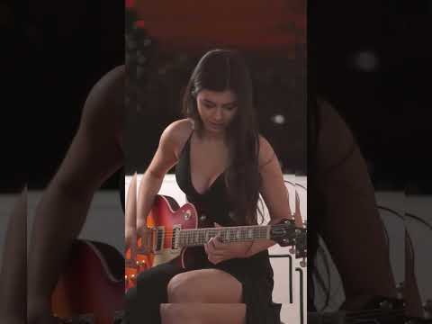 Black Magic Women | Santana | Guitar Cover | Larissa Liveir