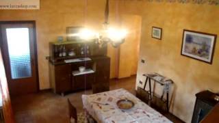 preview picture of video 'Ciclamino Holidays house in Lucca, Tuscany, Italy'