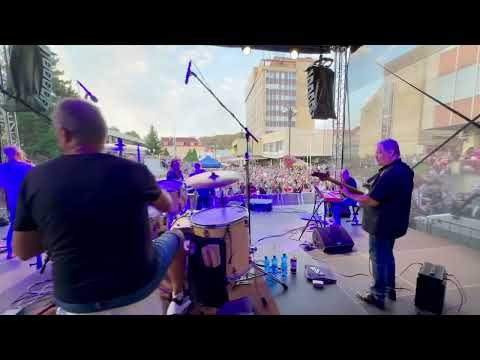 Mně se zdá Petr Spálený a Apollo band a Miluška Voborníková