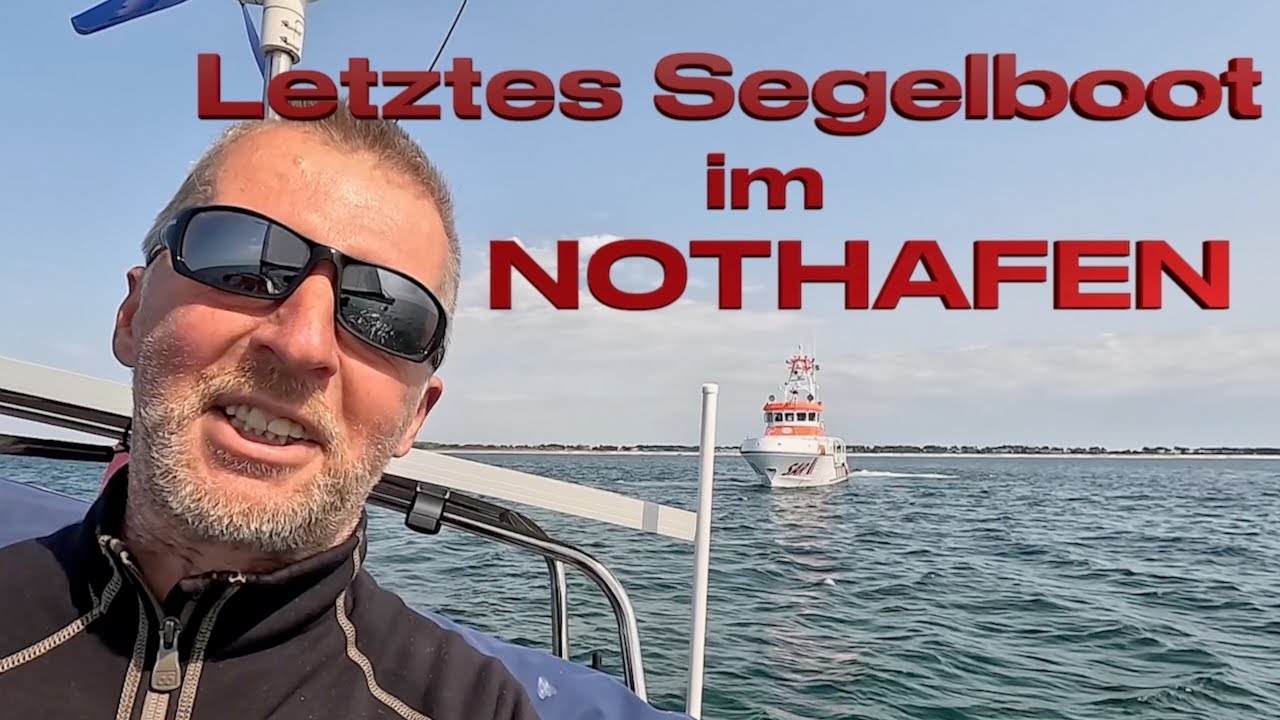 The last sailboat in the harbor of refuge #215 @XTripSailing Sailing