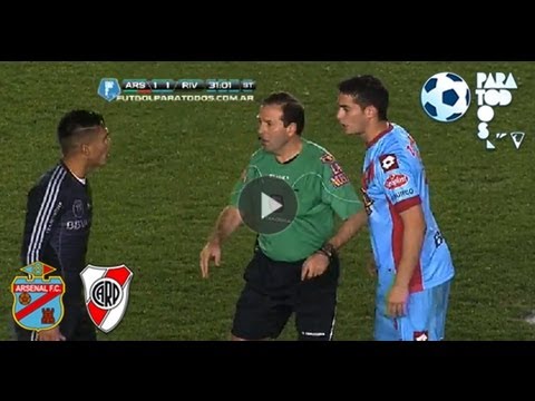 Roja para los dos. Arsenal 1 River 1. Torneo Inicial 2013. Fecha 7. Fútbol Para Todos.