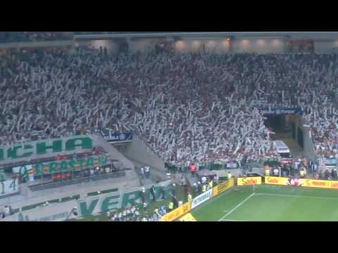 Porco! E da-lhe da-lhe porco! E da-lhe da-lhe porco!