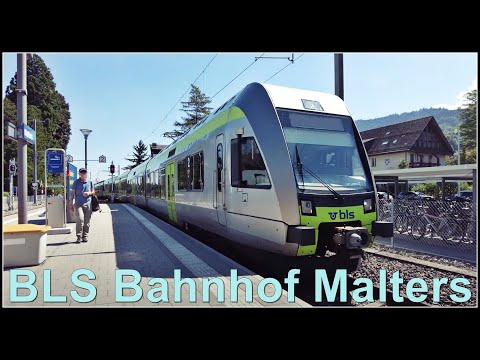 Zugsichtungen beim BLS Bahnhof Malters, Kanton Luzern, Schweiz 2022