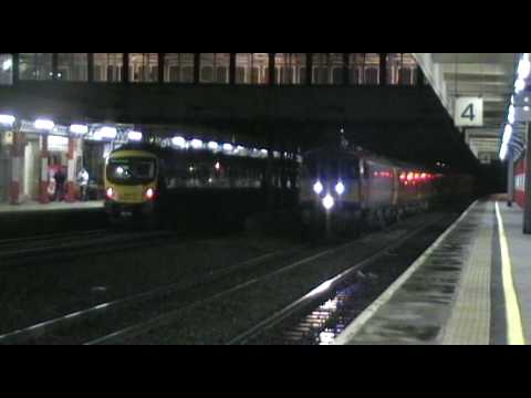 86702 1m44 Shieldmuir - Warrington RMT, Christmas Mail, 21st December 2009