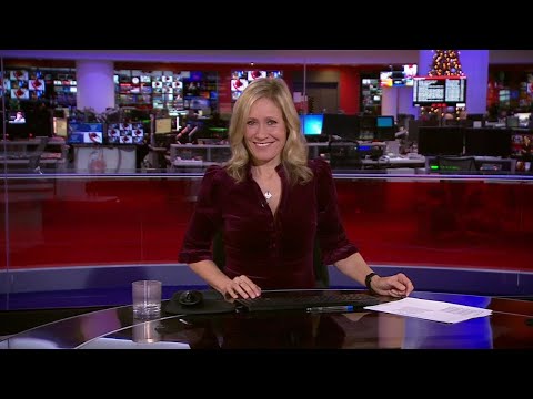 BBC Weekend News: Late Bulletin (26th December 2021)