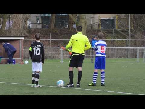 DHC Delft Winterkampioenschap voor D1-teams - Oliveo D1 in actie