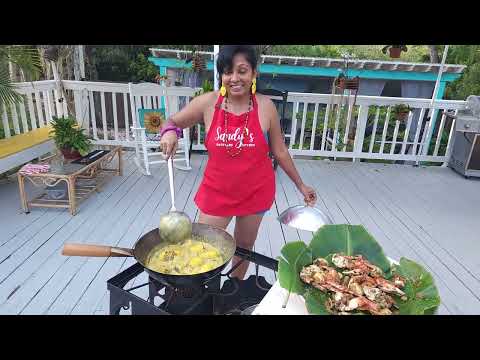 Hot & Spicy Garlic Butter Crab Recipe Curry Roasted Corn with Coconut Milk on the Fire Grille. #food