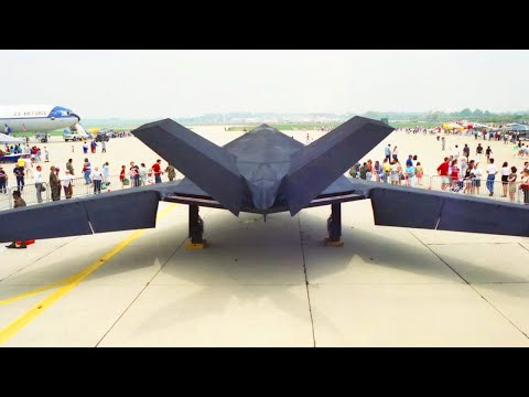 Here's! The Only Plane That Could Beat The F-22 Raptor the Lord of the American sky