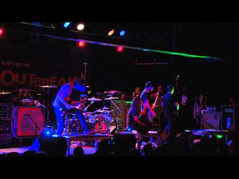 UTG TV: Iwrestledabearonce - Tastes Like Kevin Bacon (Live 11-23-11)(1080p HD)