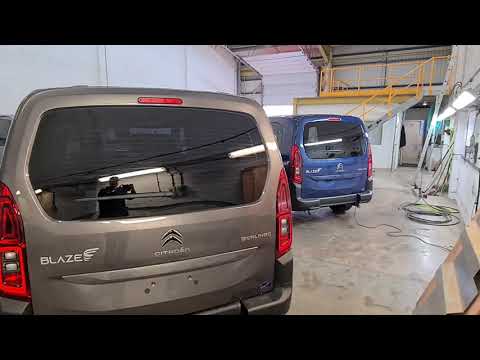 5% and 20% vehicle window tint comparison